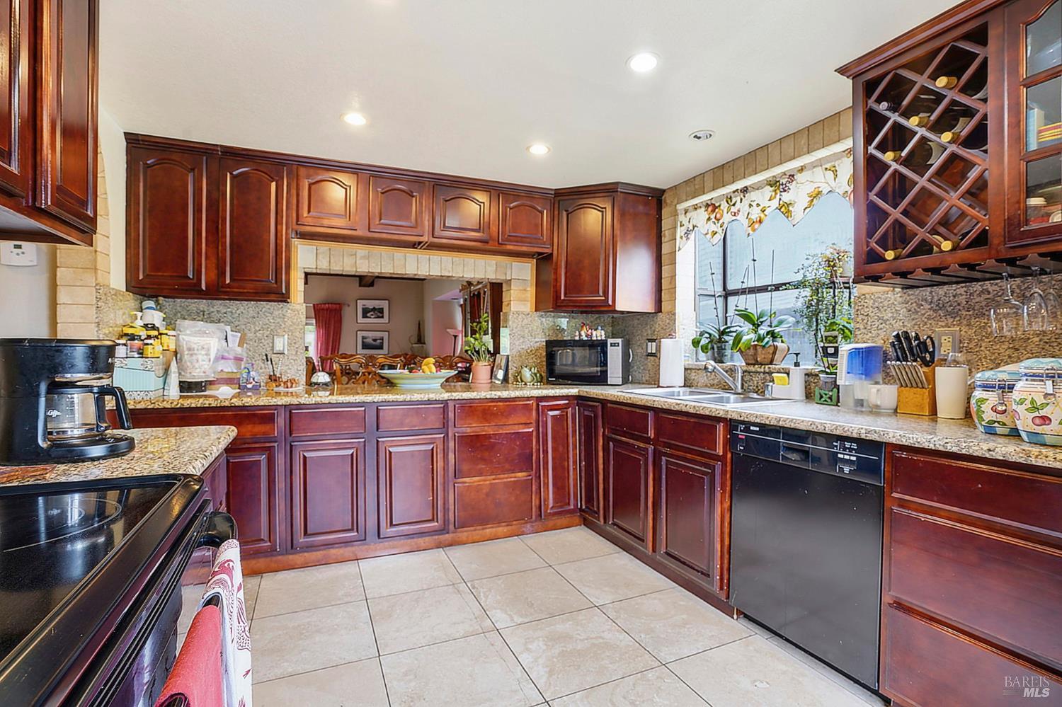MLS #326038544 image #7