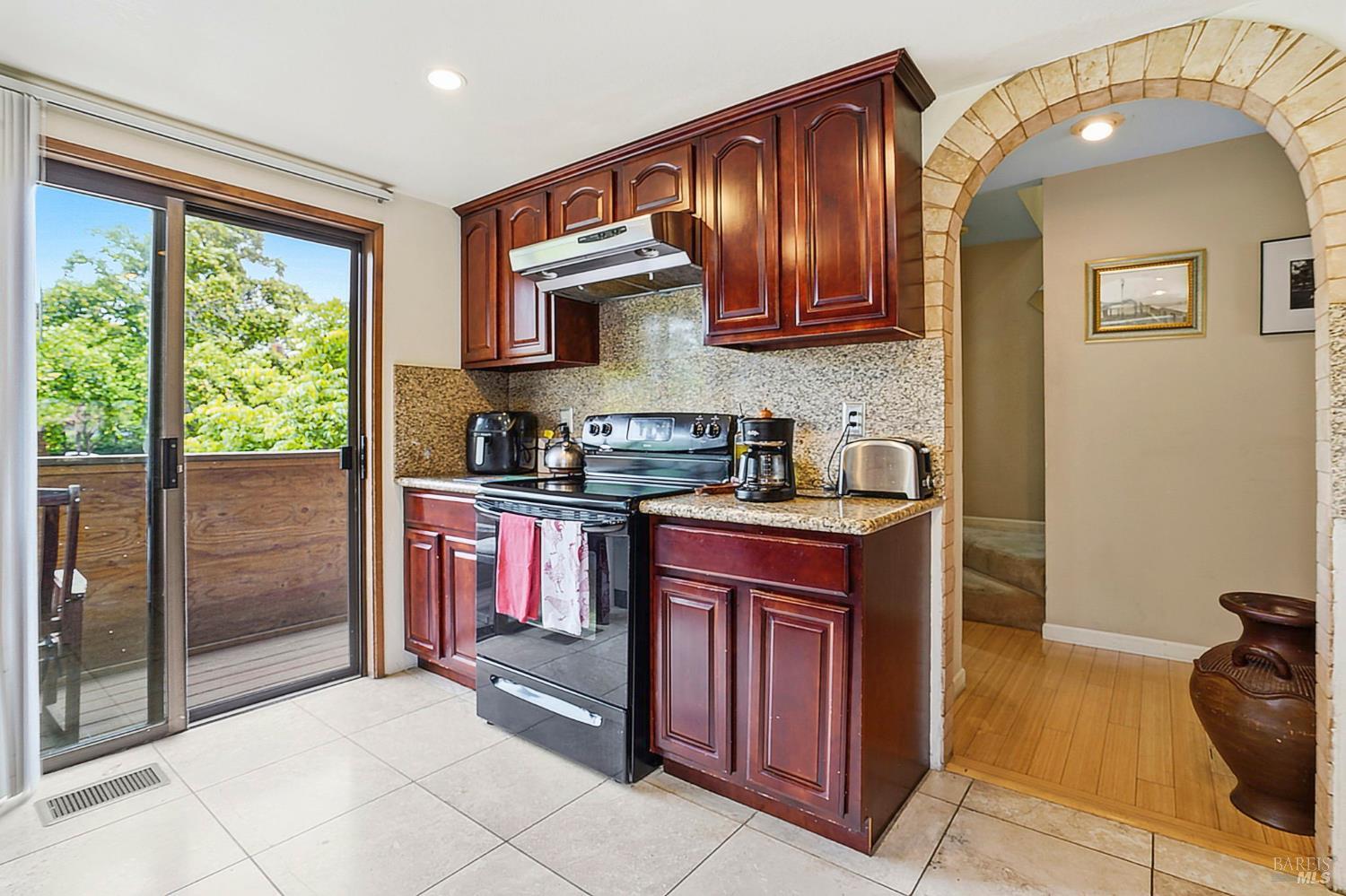 MLS #326038544 image #8