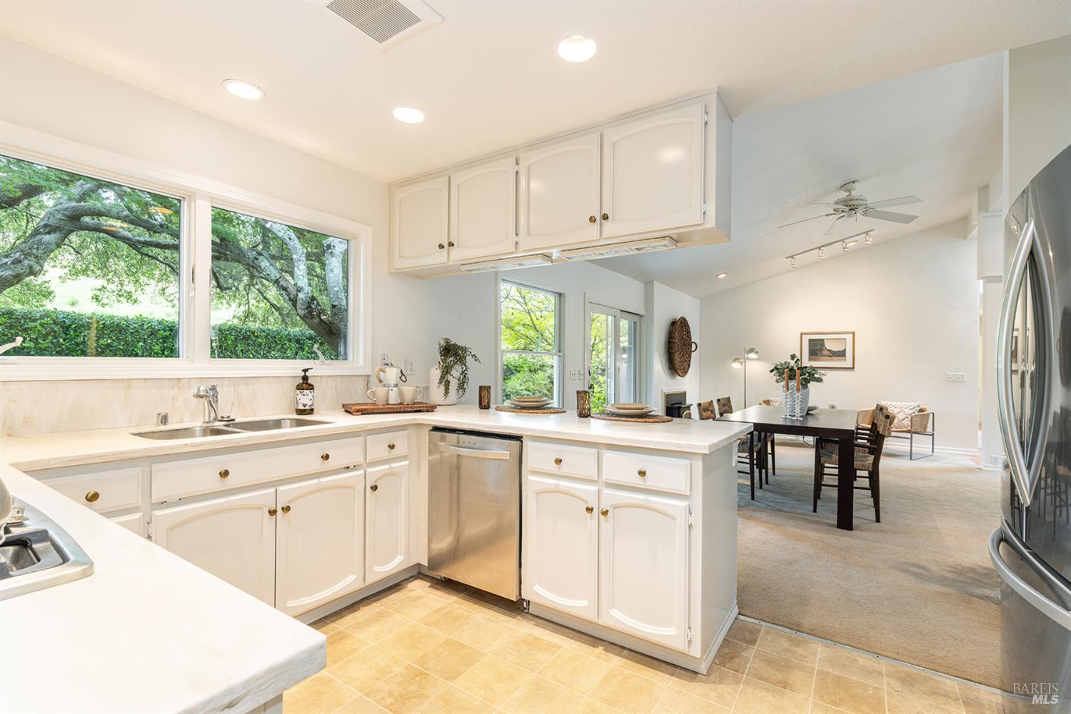 MLS #326038592 image #22