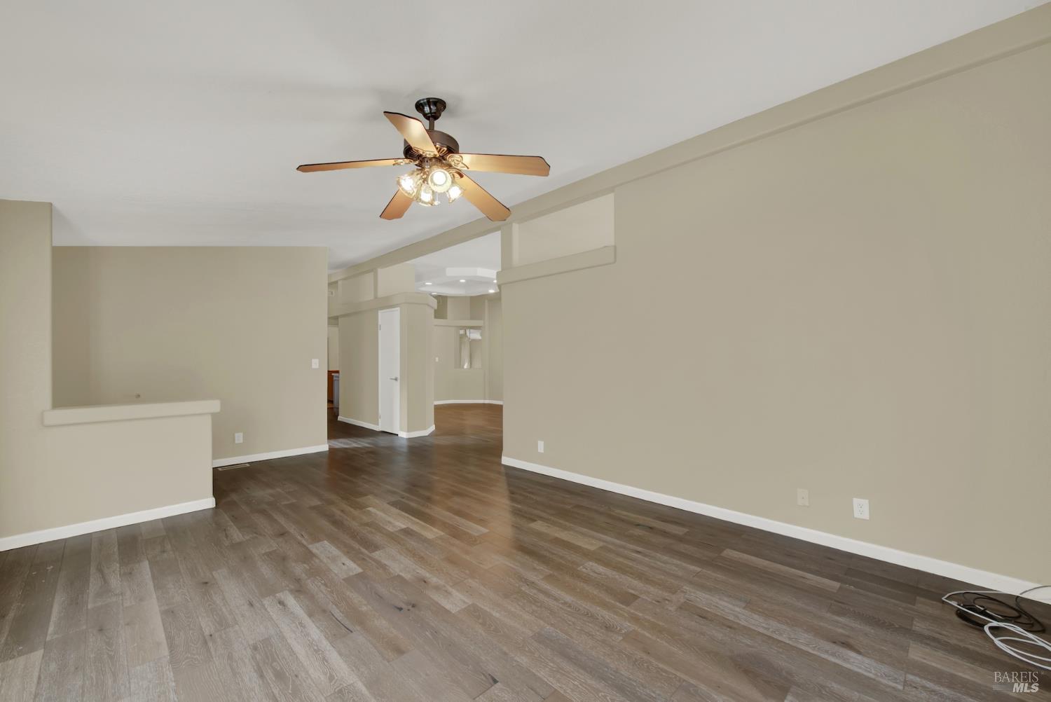 MLS #326038614 image #12