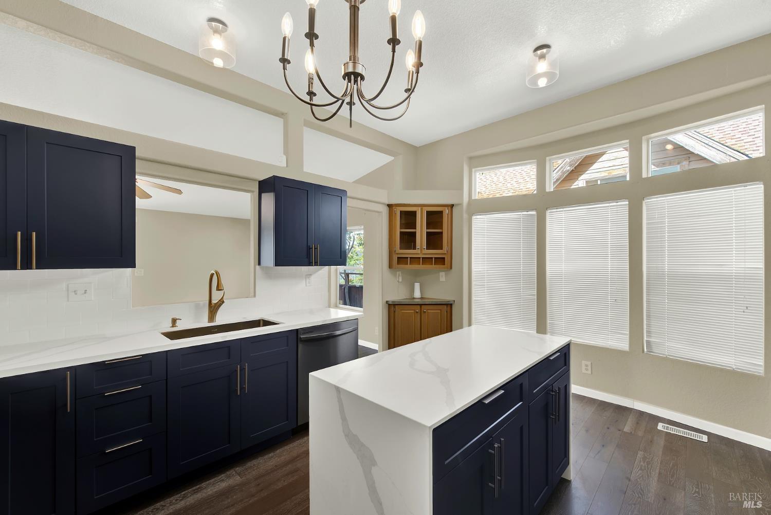 MLS #326038614 image #22