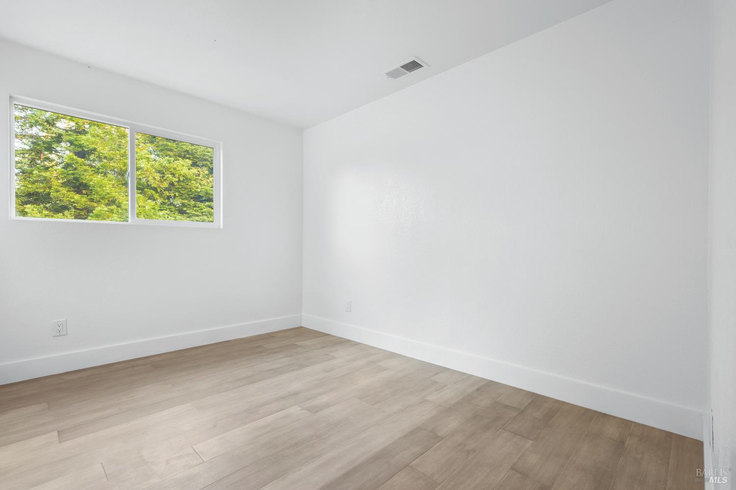 MLS #326038616 image #11