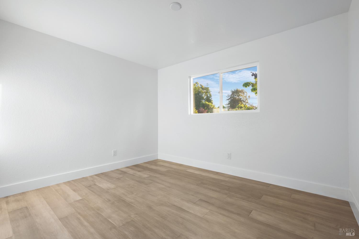 MLS #326038616 image #14