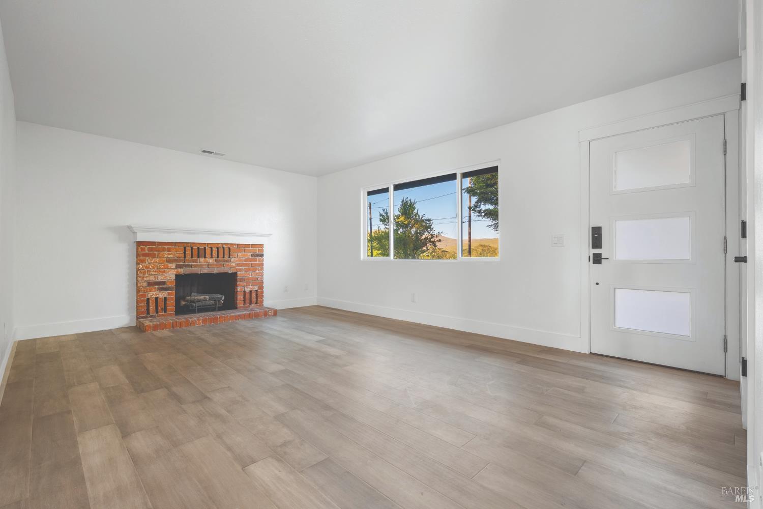 MLS #326038616 image #4