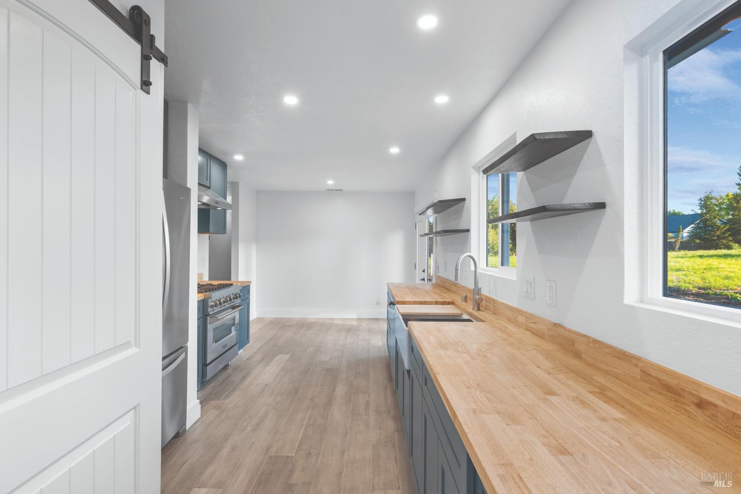 MLS #326038616 image #9