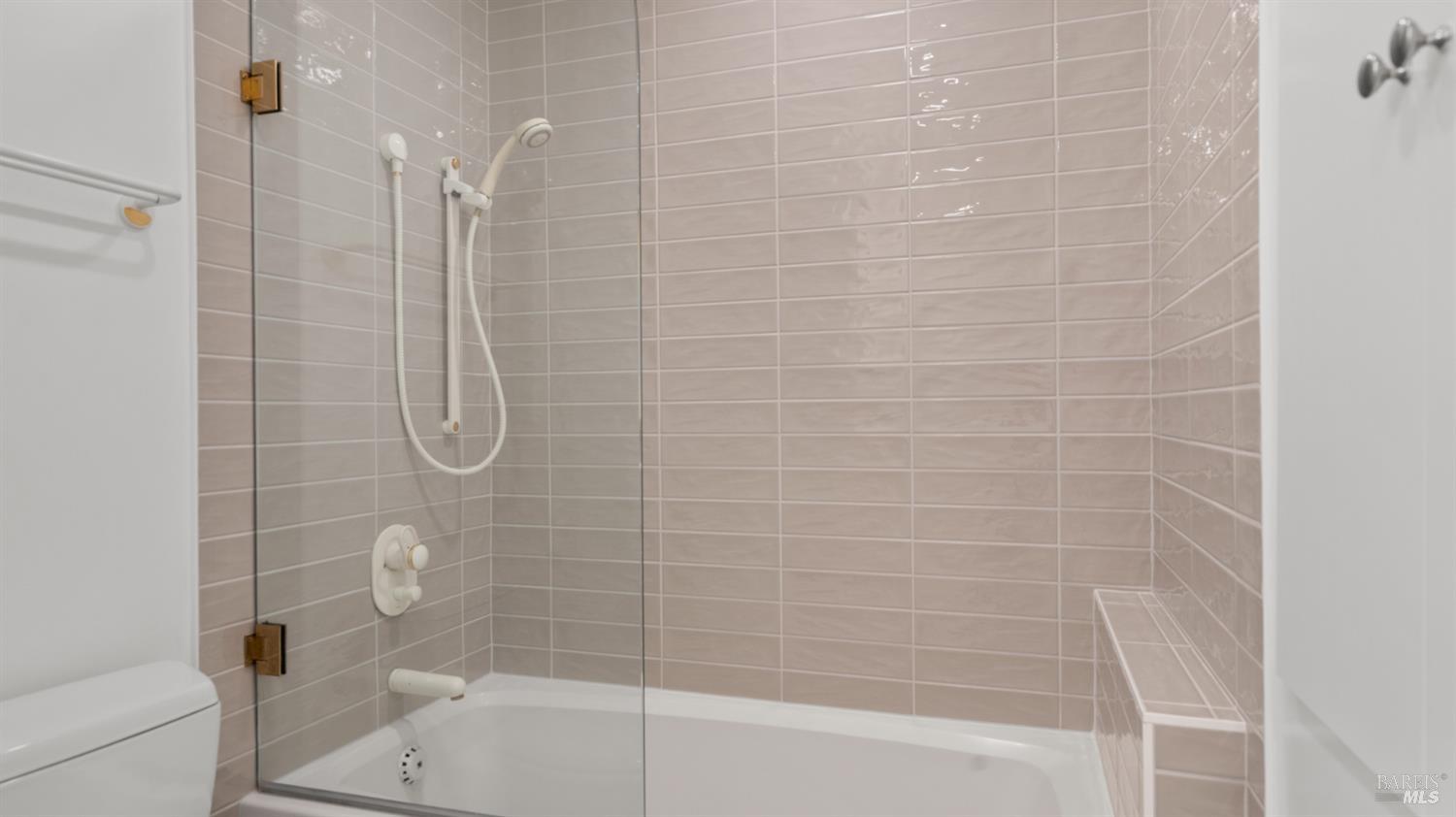 MLS #326038865 image #25