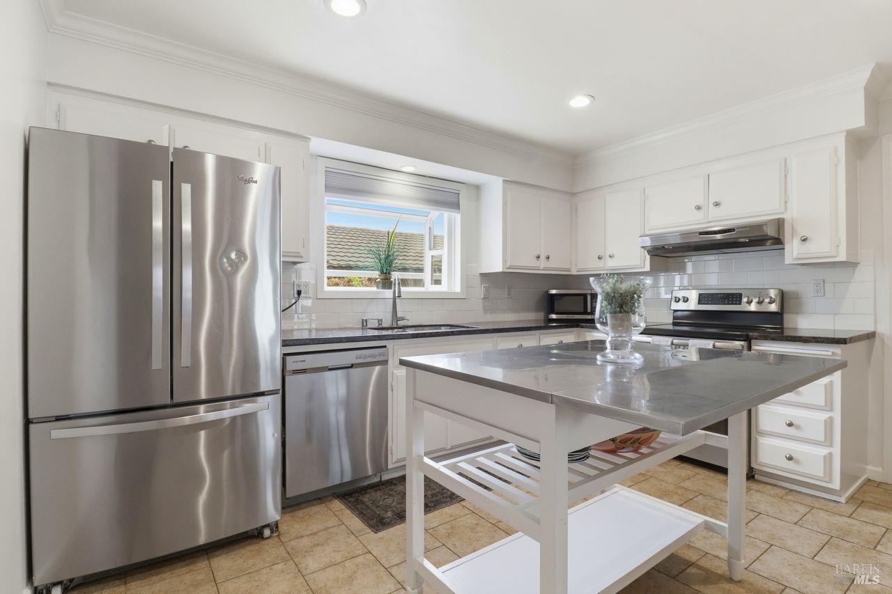 MLS #326039051 image #9