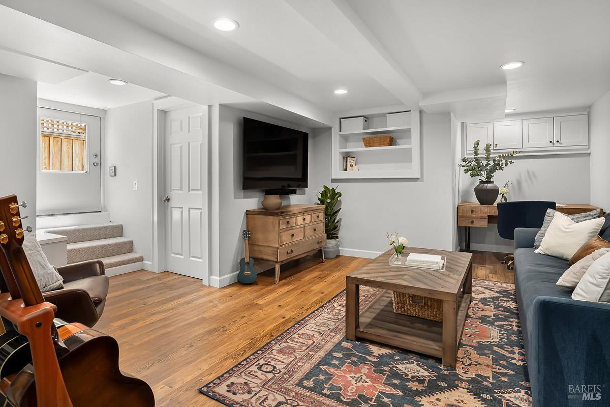 MLS #326039186 image #18