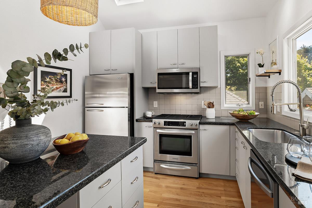 MLS #326039186 image #7