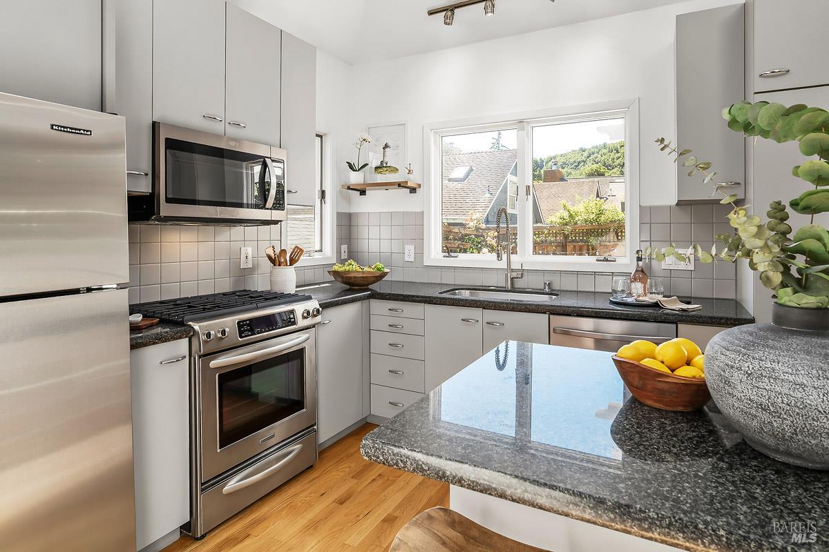 MLS #326039186 image #9