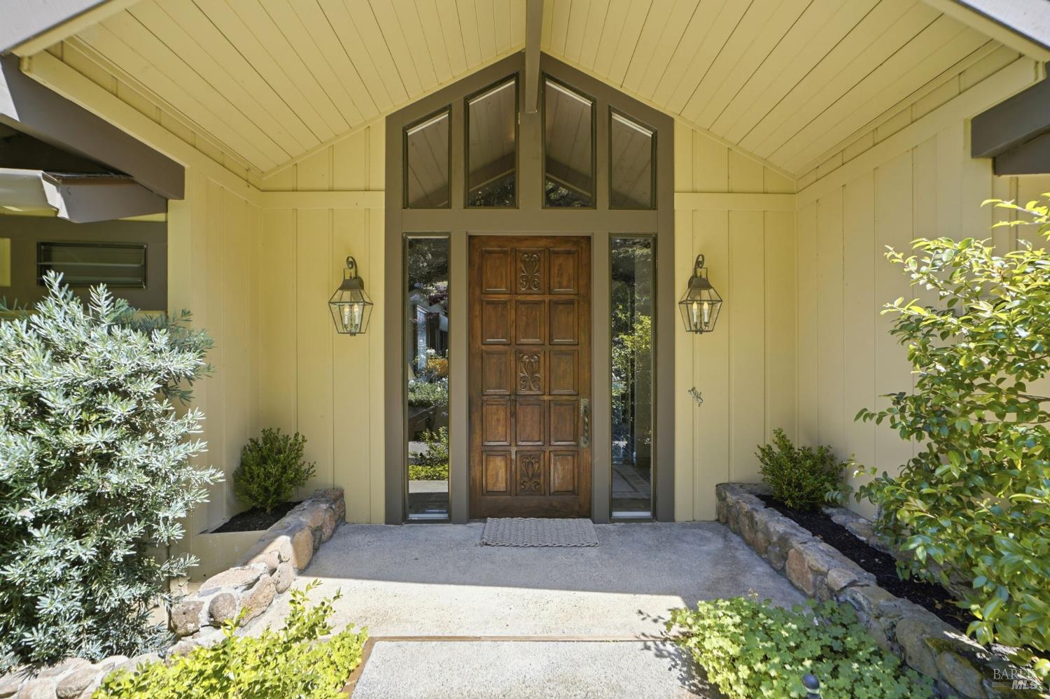 MLS #326039488 image #2