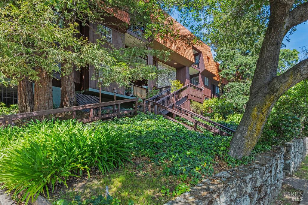 MLS #326039530 image #1