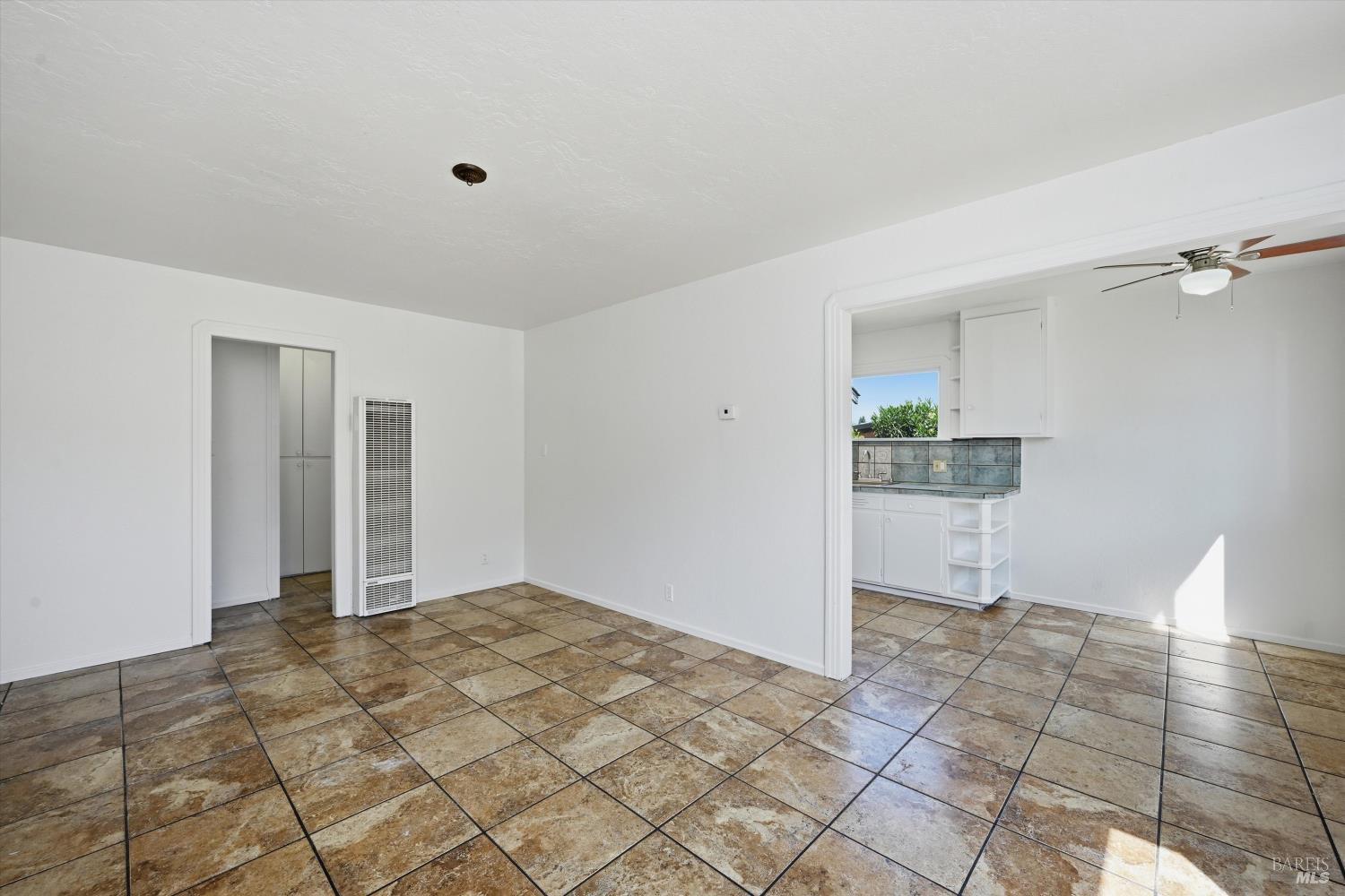 MLS #326040563 image #10
