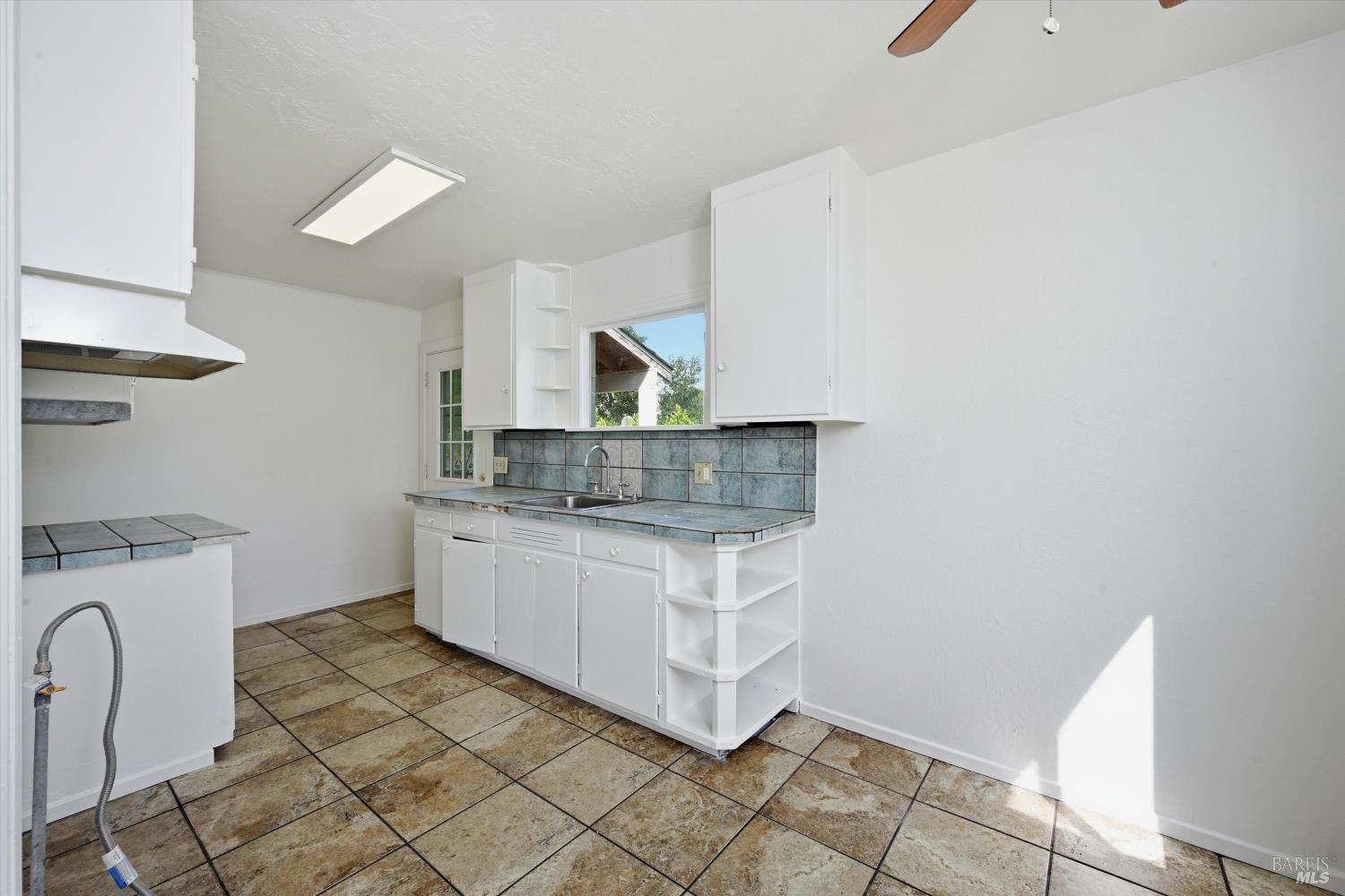 MLS #326040563 image #3