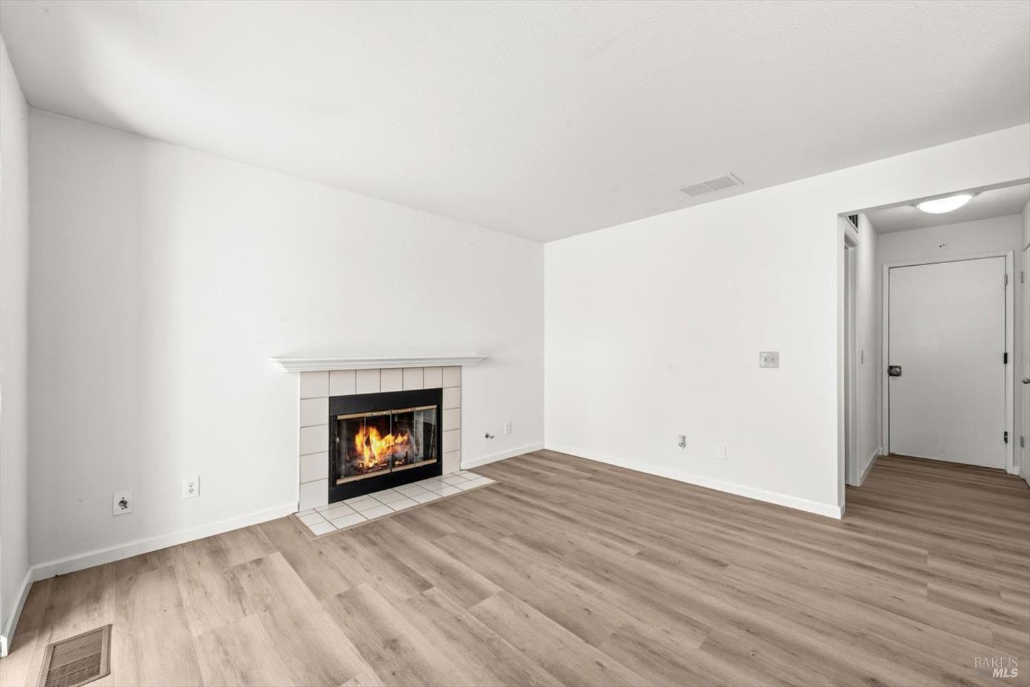 MLS #326040612 image #23