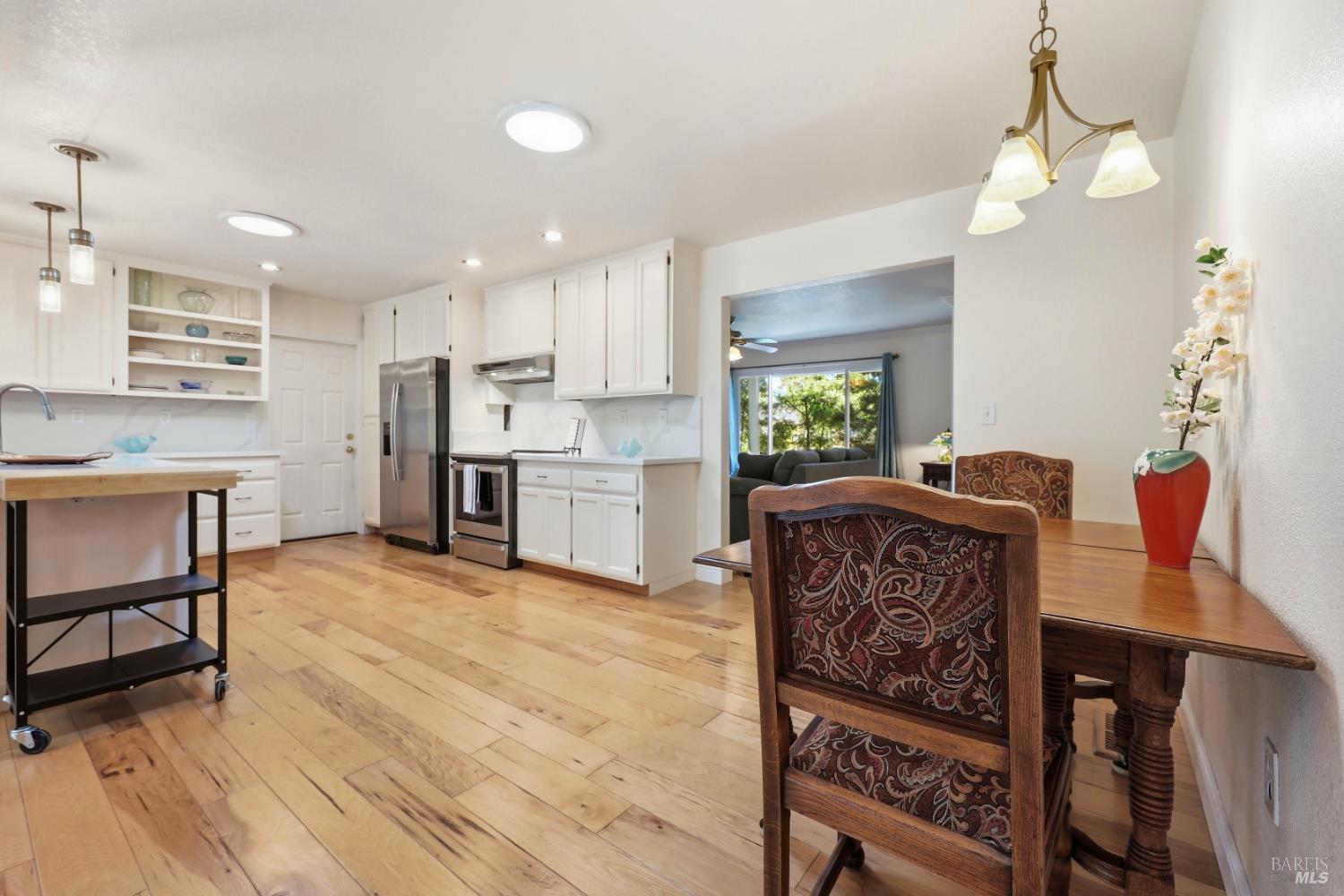 MLS #325092299 image #7