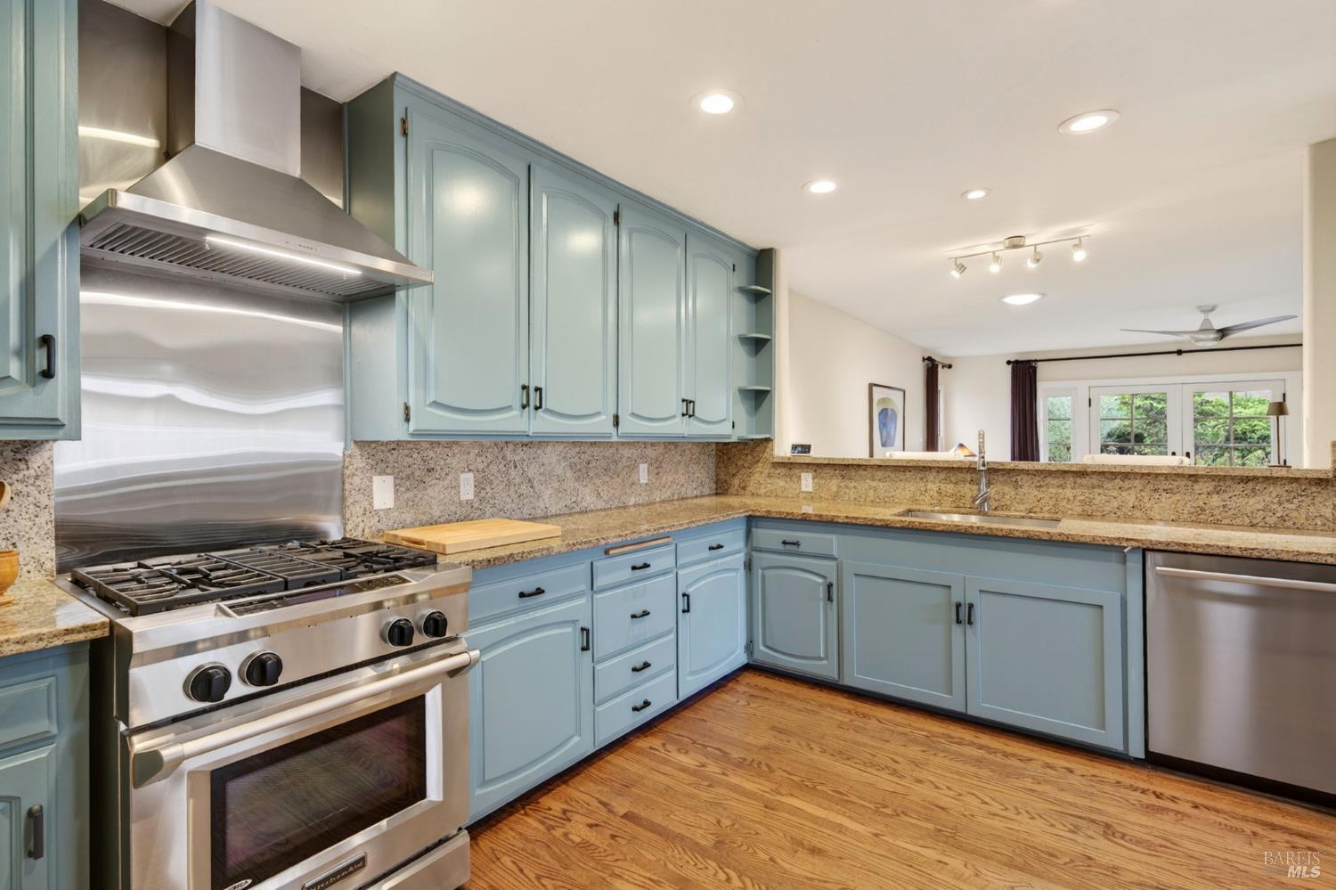 MLS #326040654 image #13