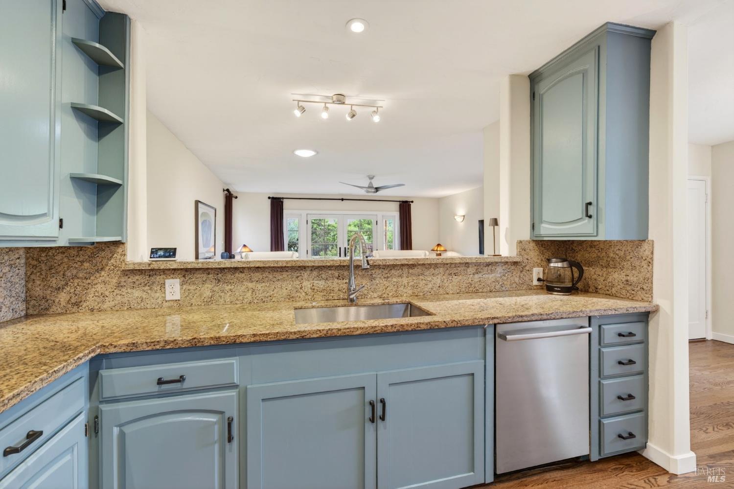 MLS #326040654 image #14