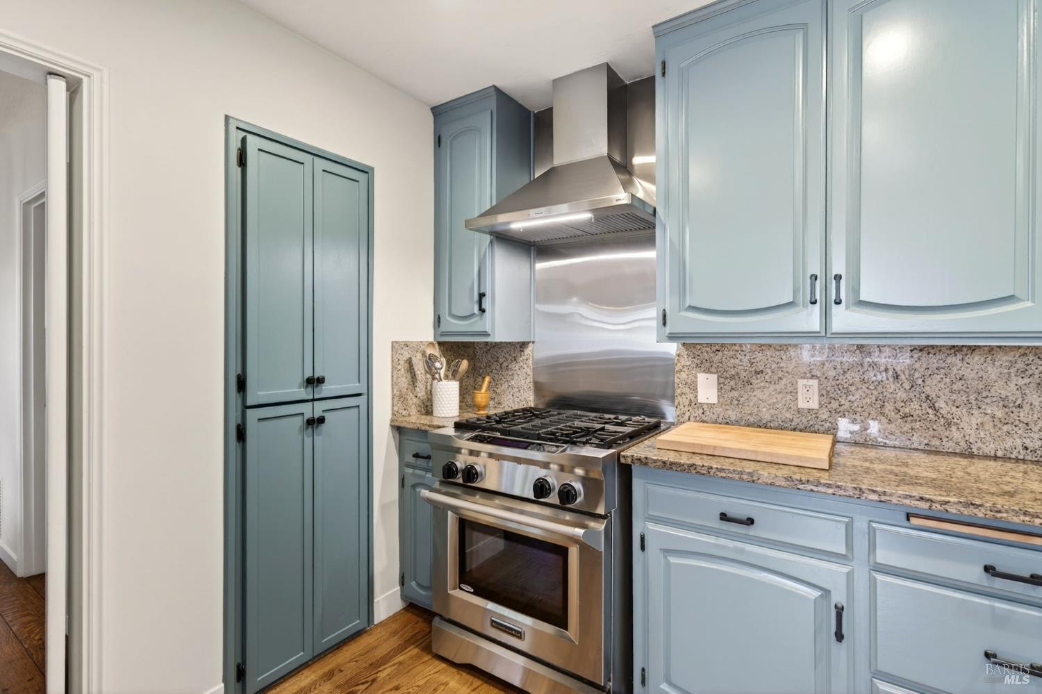 MLS #326040654 image #16
