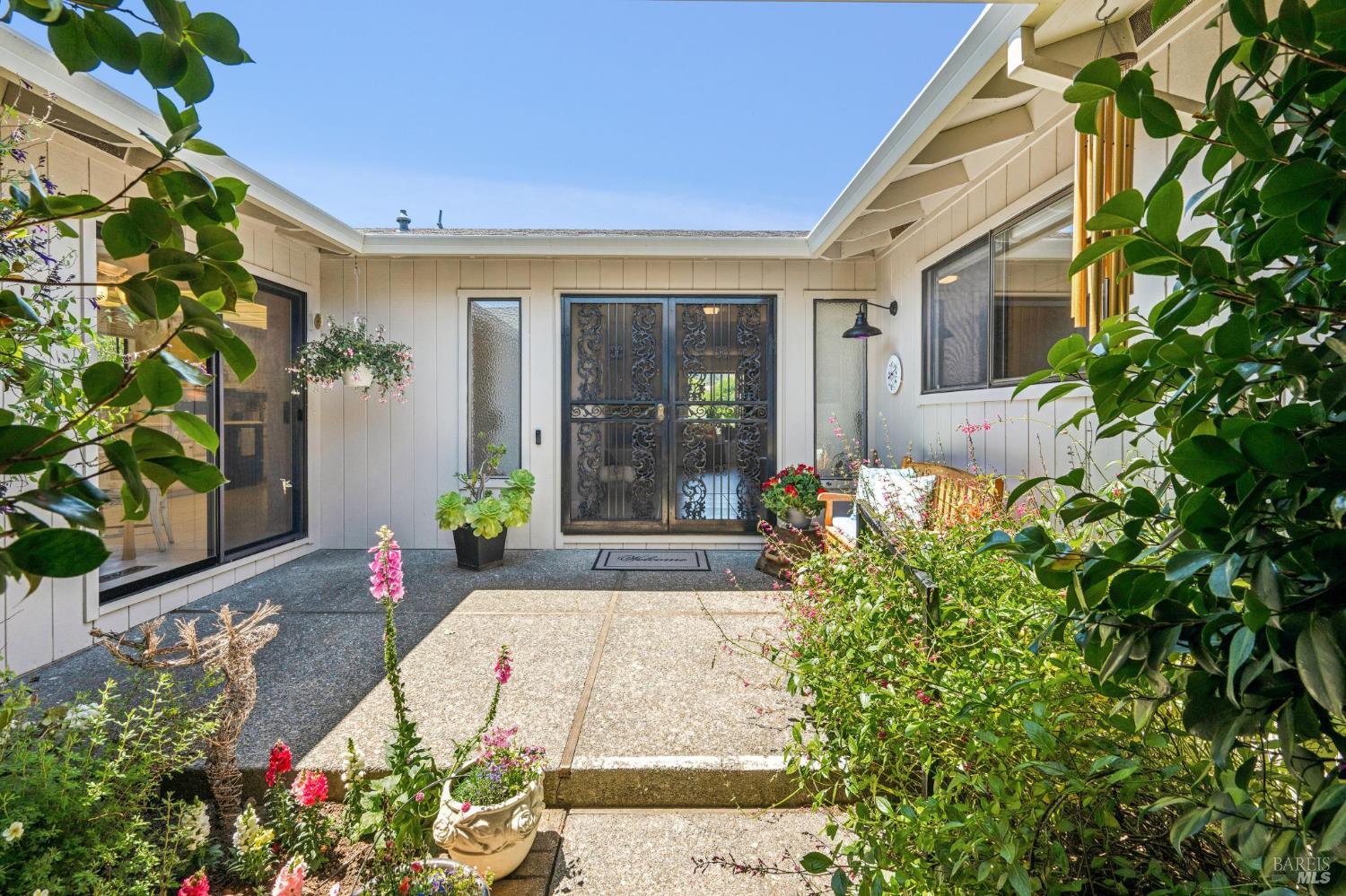 MLS #326041794 image #1