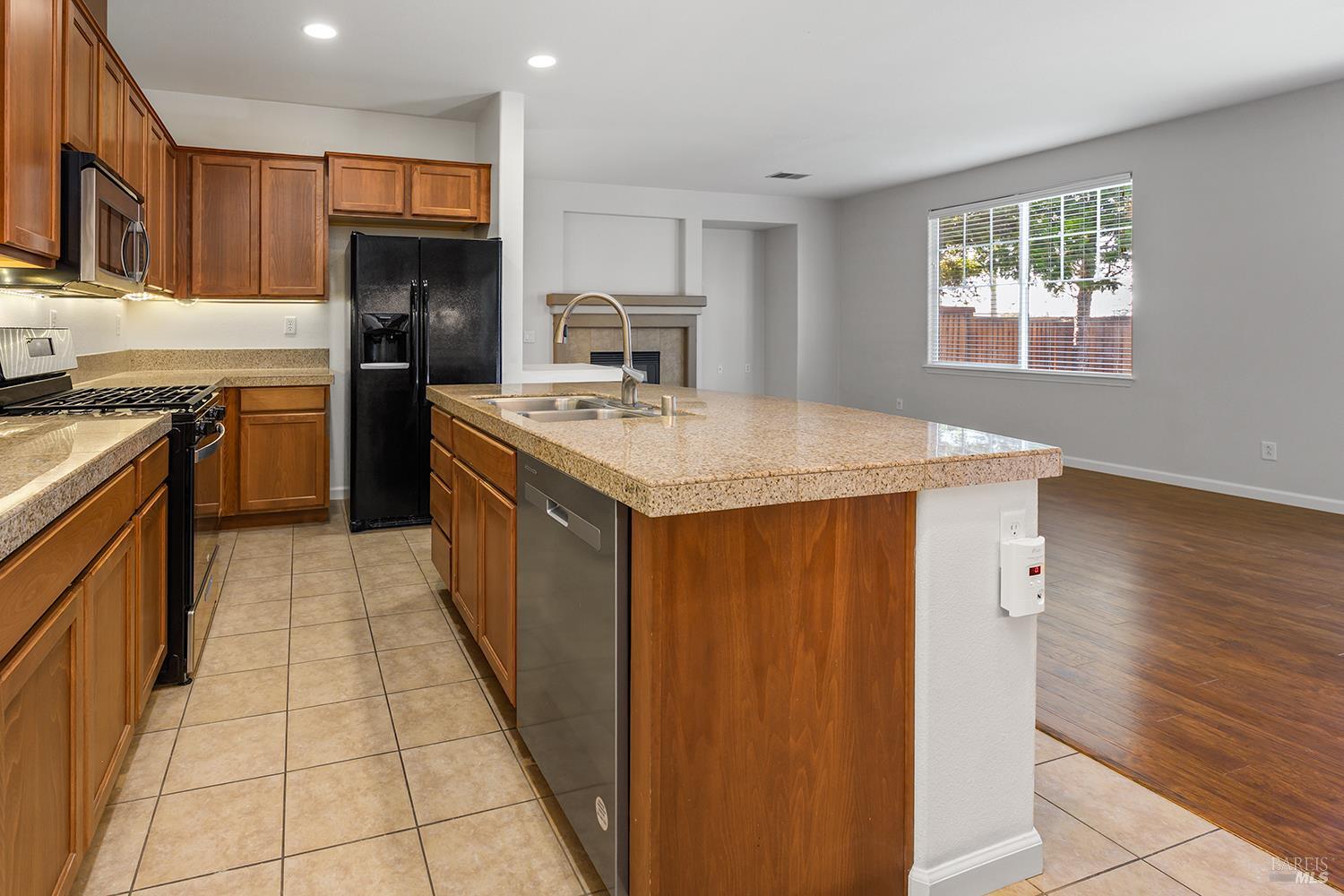 MLS #326041896 image #8