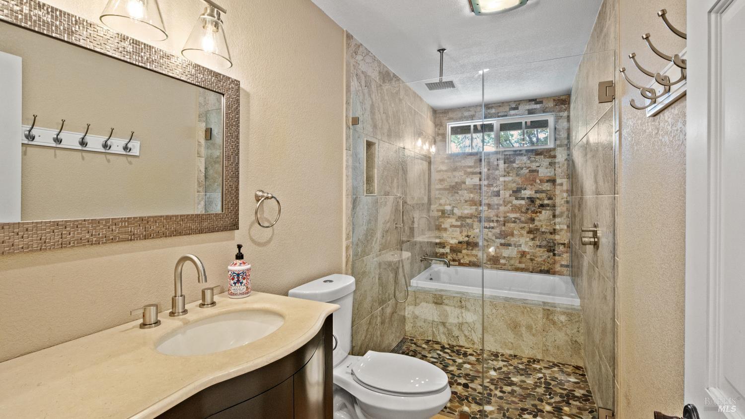 MLS #326043720 image #47