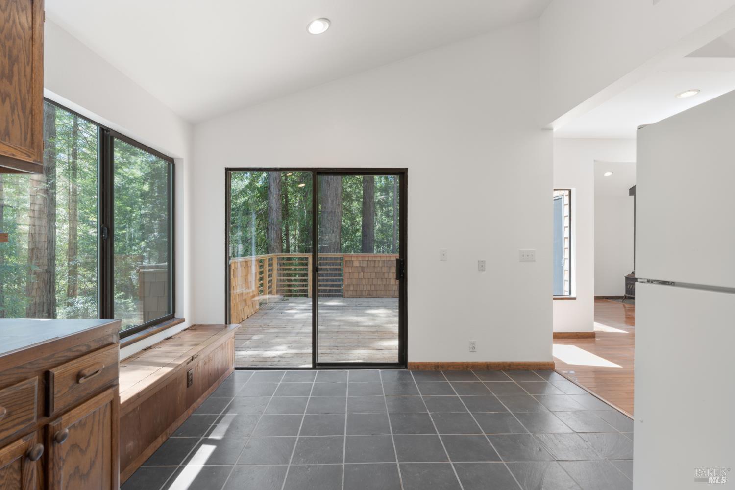 MLS #326043749 image #8