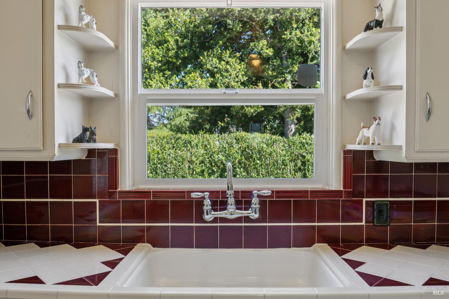 MLS #326043777 image #8