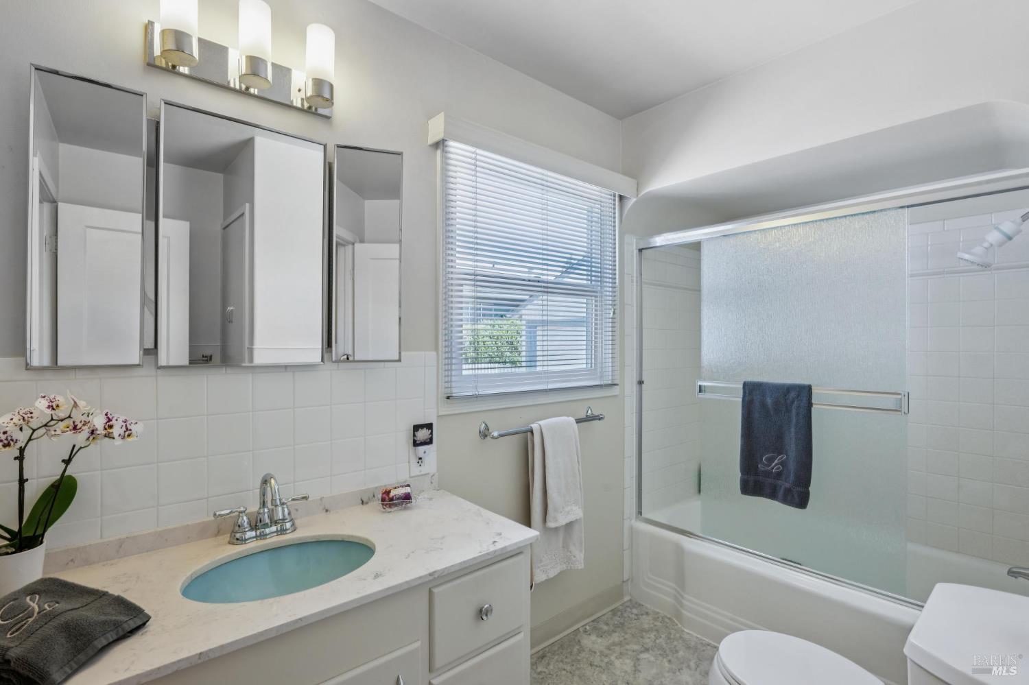 MLS #326043777 image #9