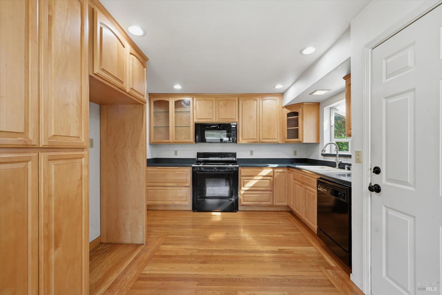 MLS #326043913 image #10
