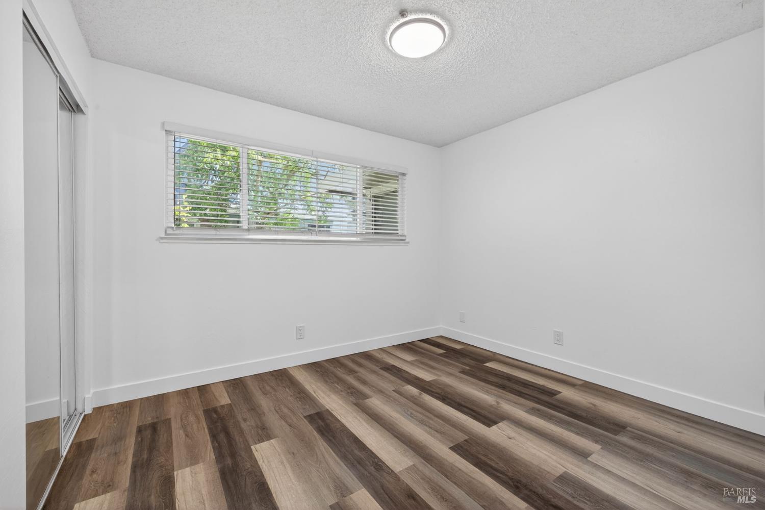 MLS #326043976 image #11