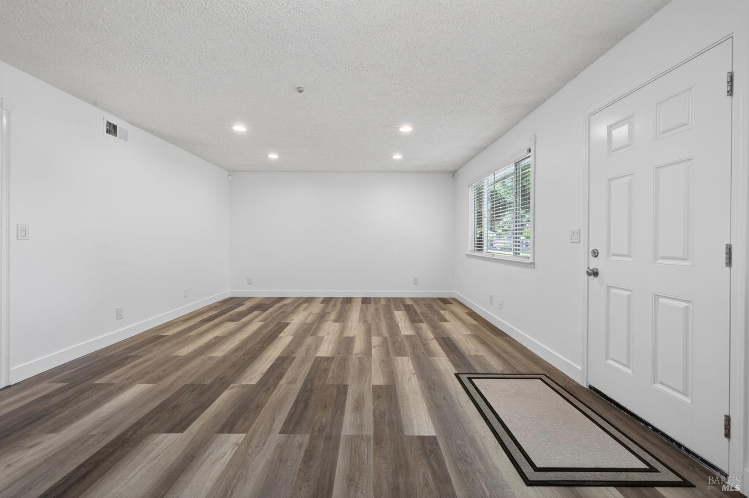 MLS #326043976 image #3