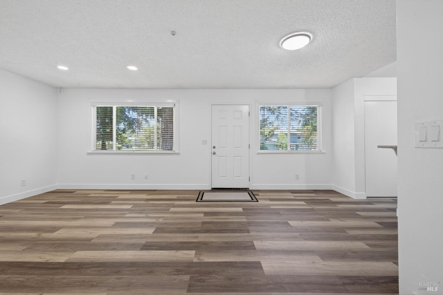 MLS #326043976 image #4
