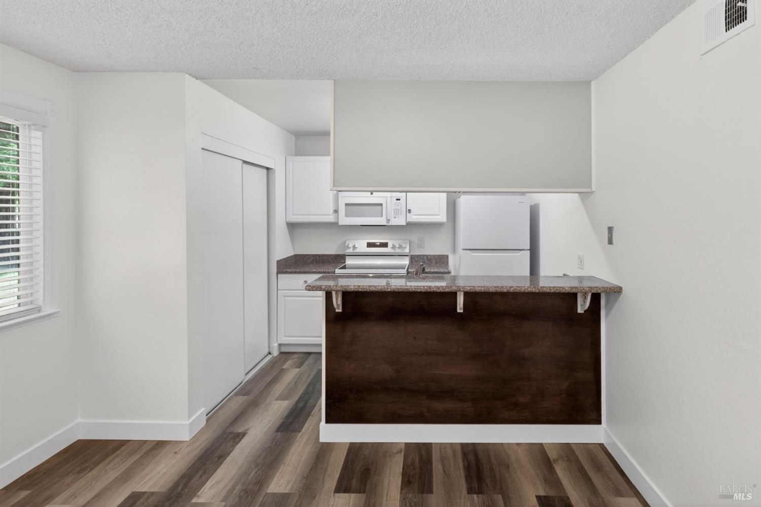 MLS #326043976 image #6