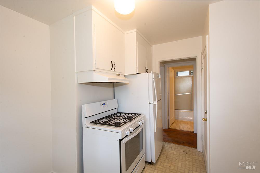 MLS #326043144 image #9