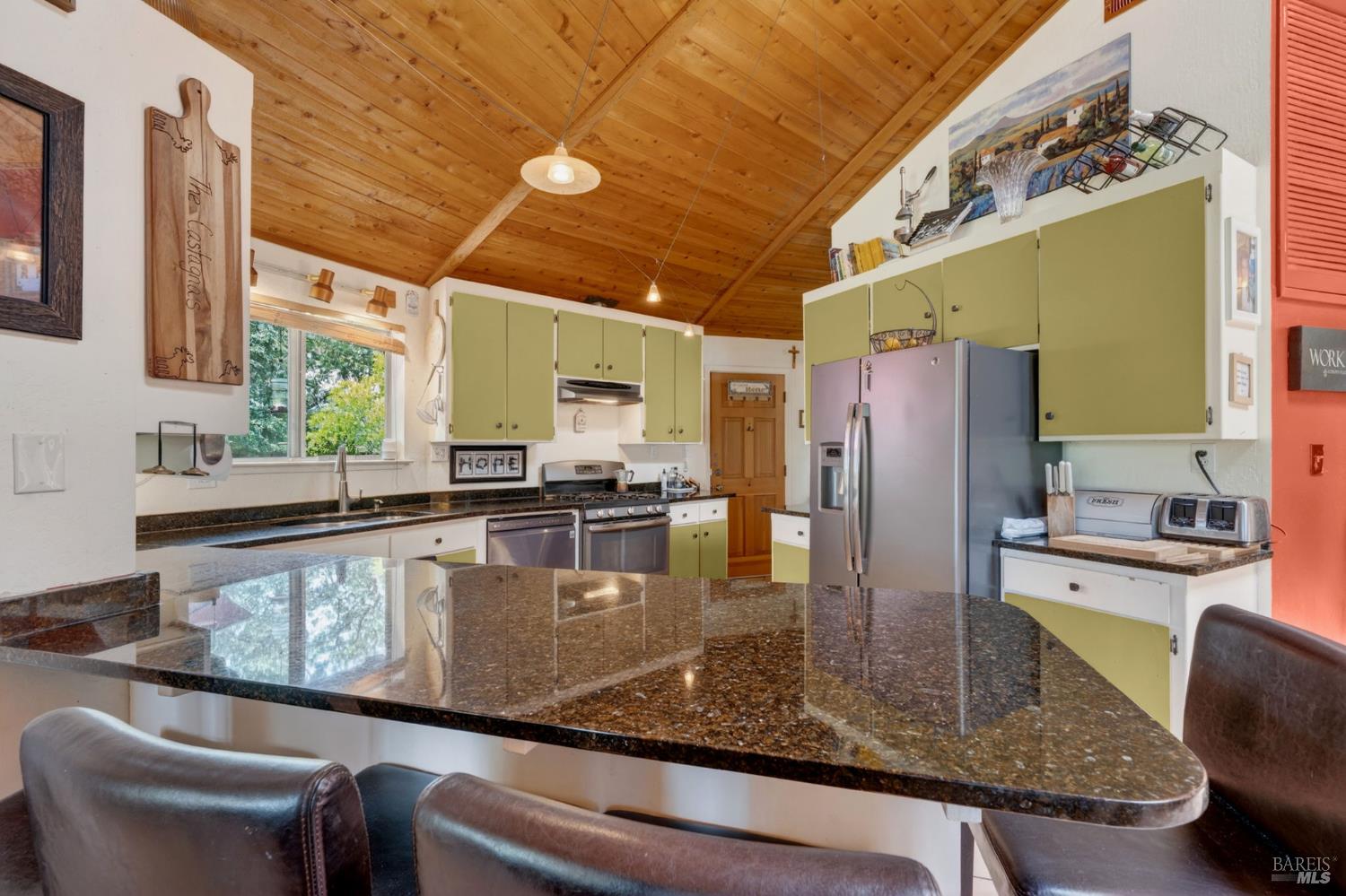 MLS #326044609 image #14