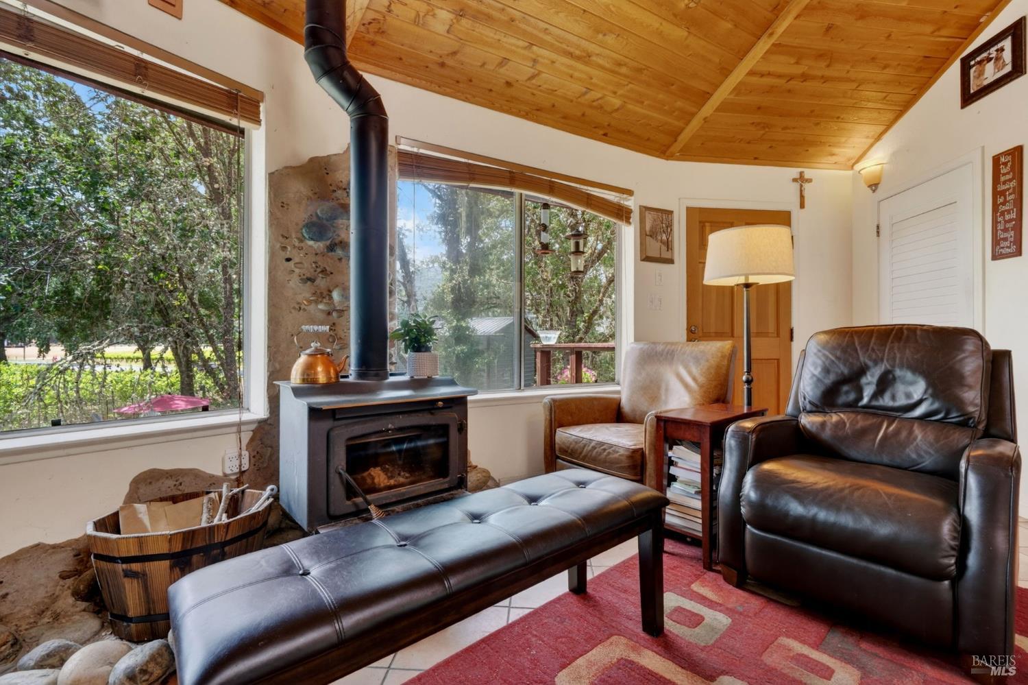 MLS #326044609 image #9