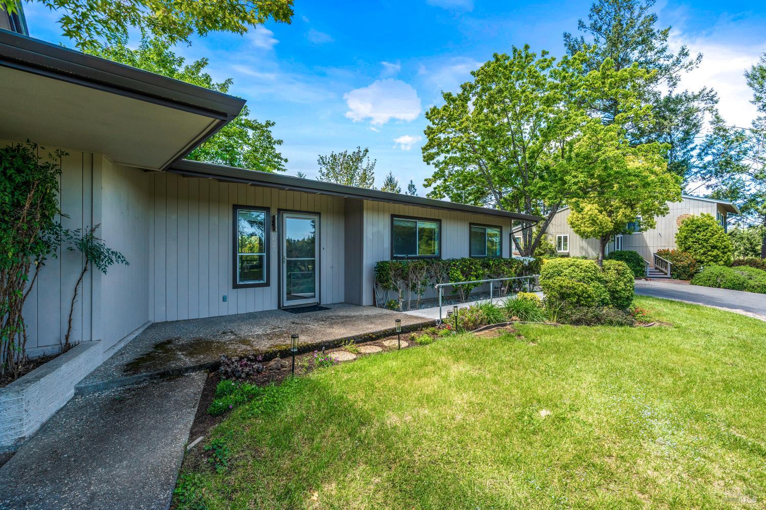 MLS #326044610 image #6