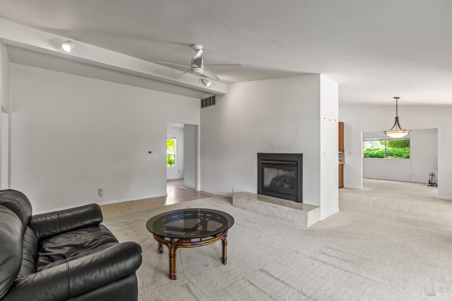 MLS #326044610 image #8