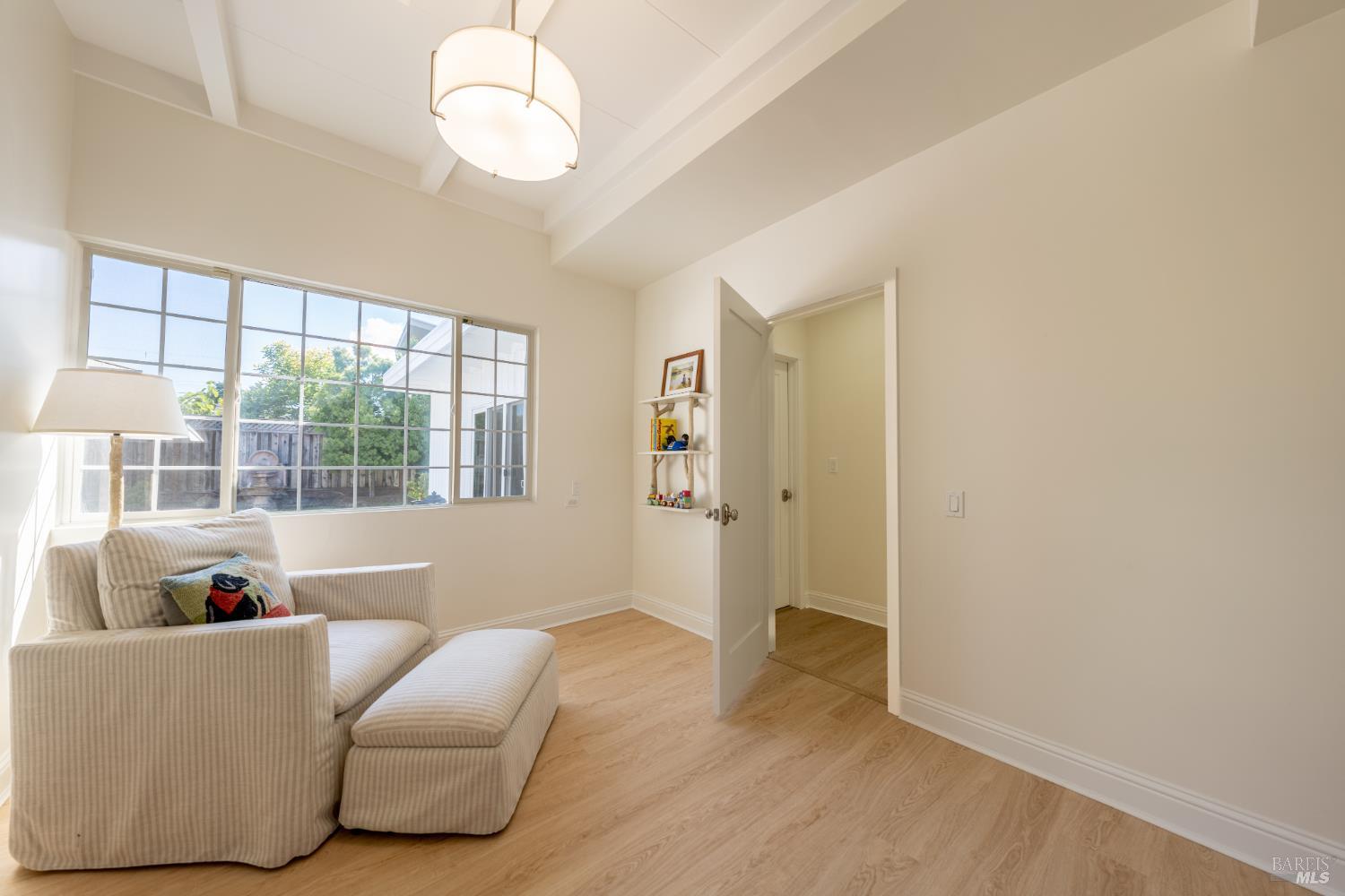MLS #326045512 image #6