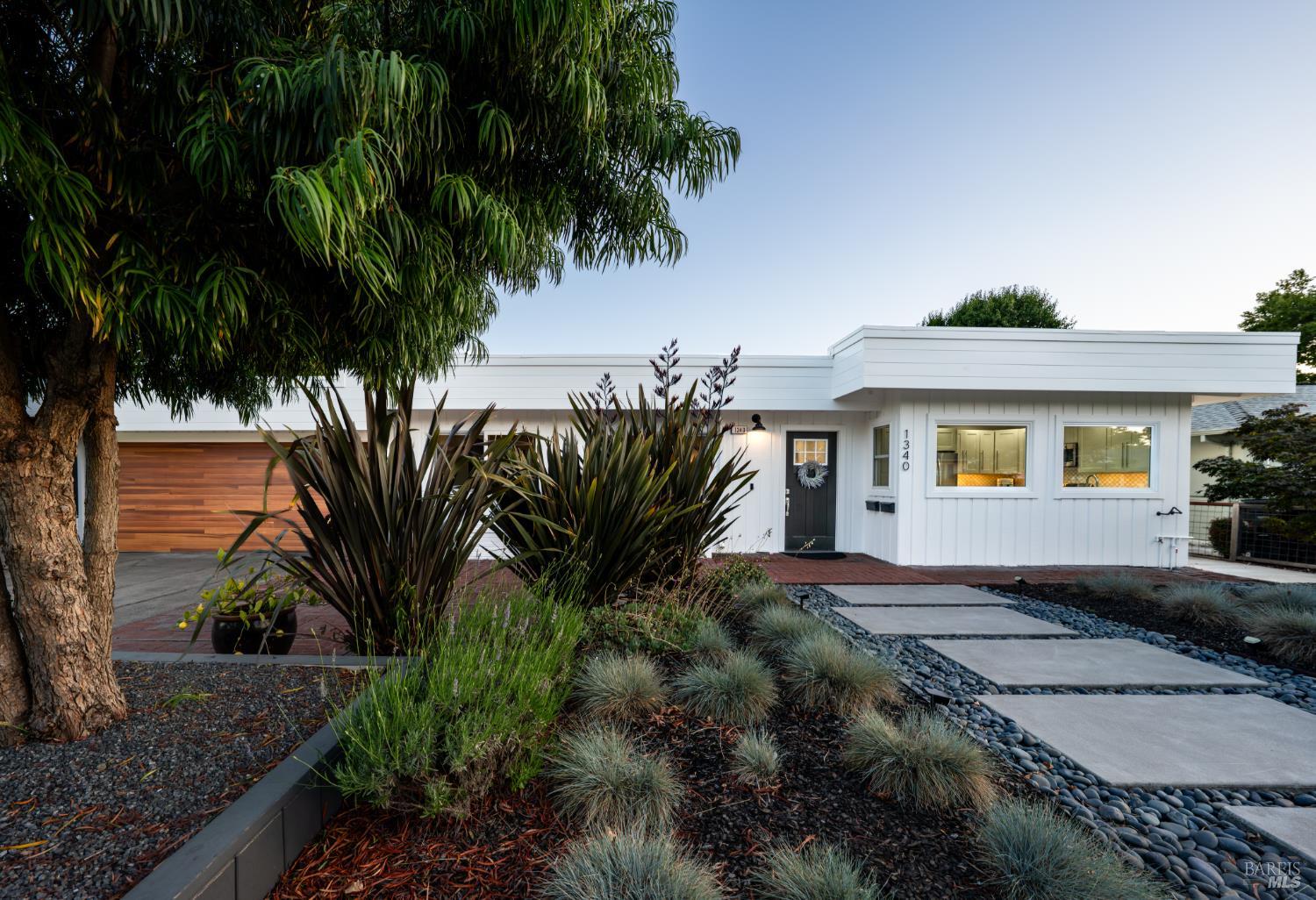 MLS #326045512 image #9