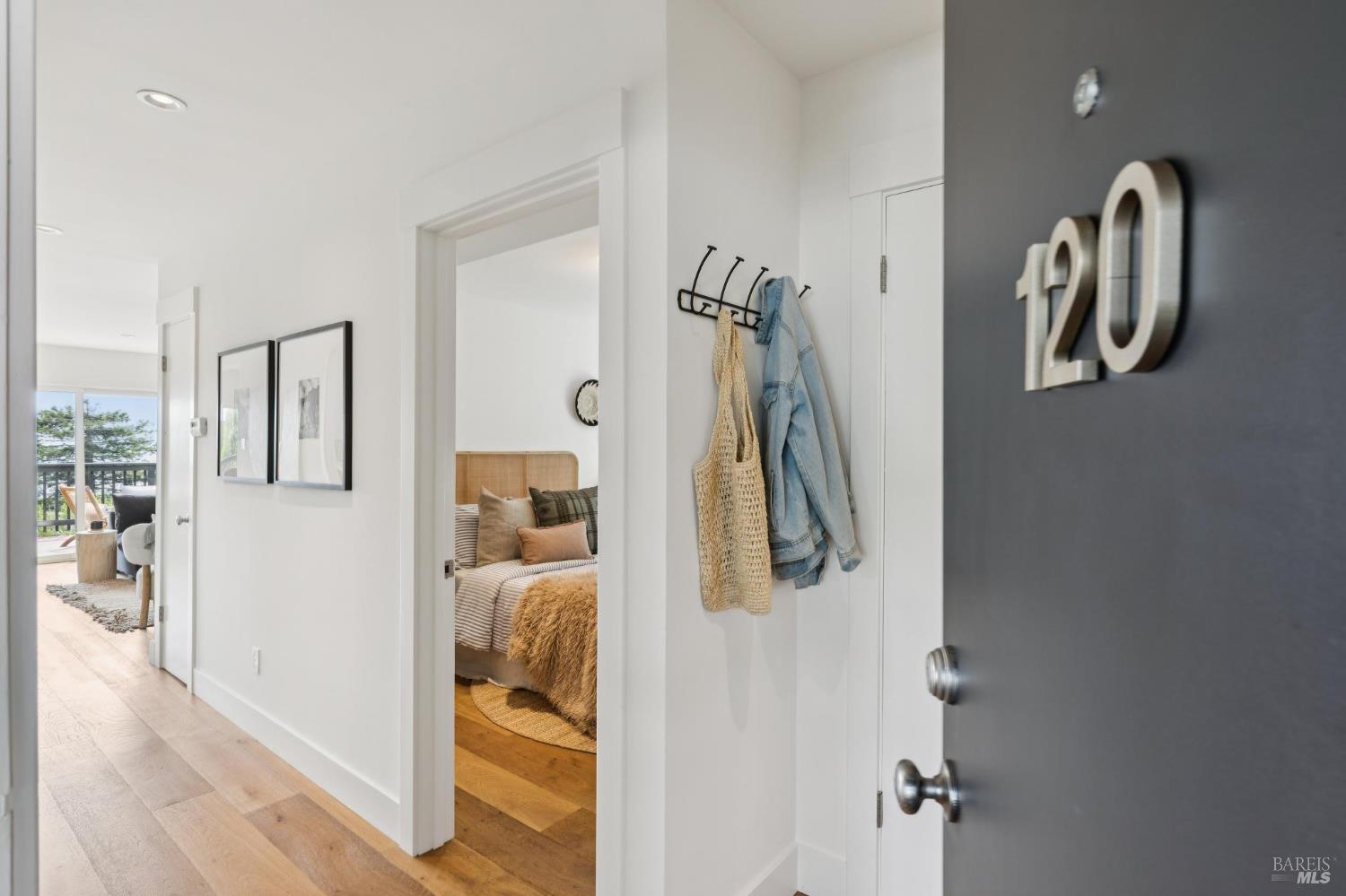MLS #326044944 image #1