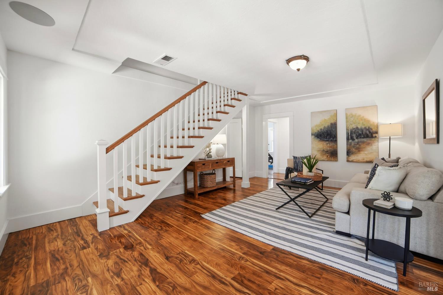MLS #326046584 image #6