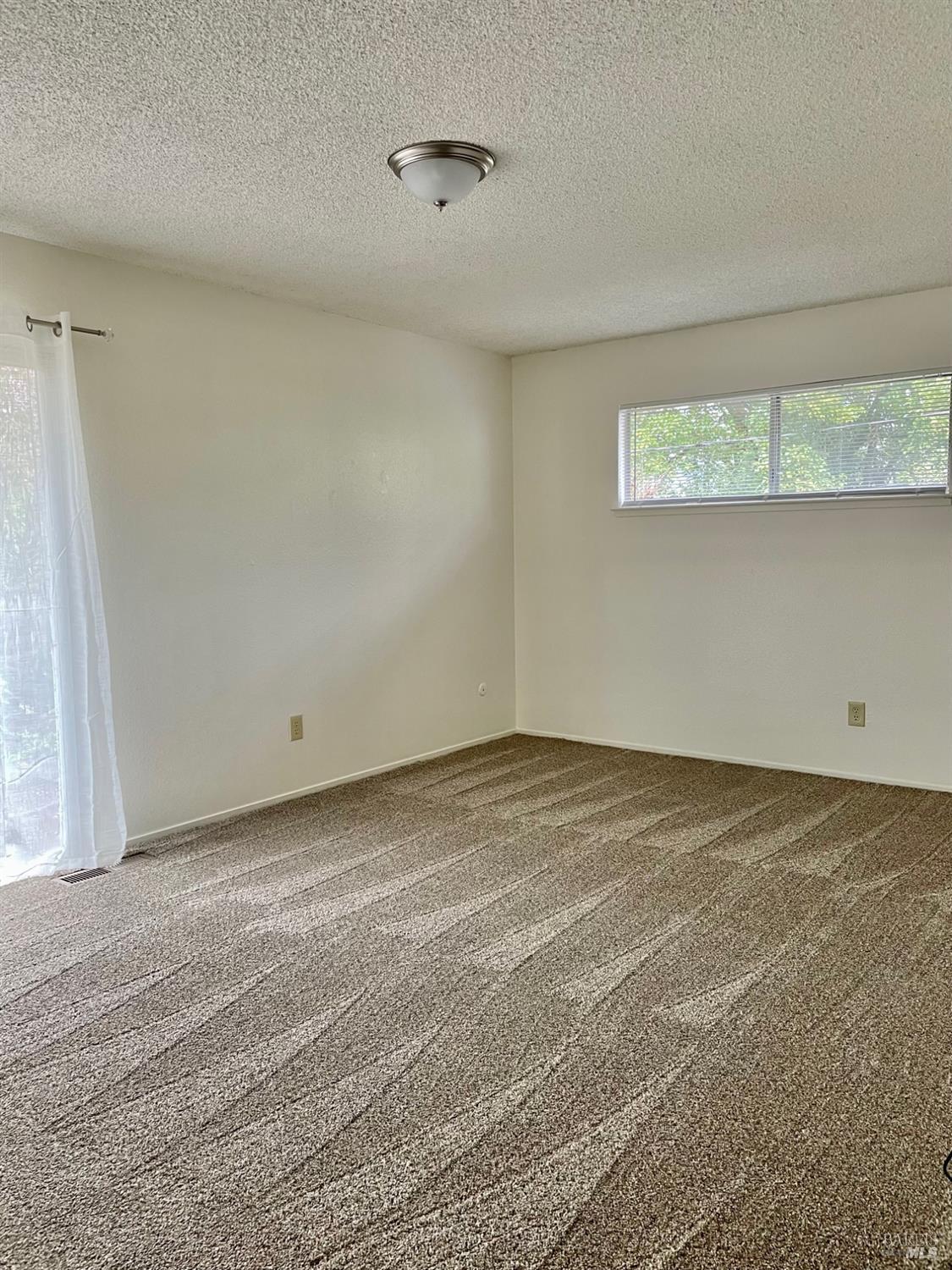 MLS #326046794 image #25