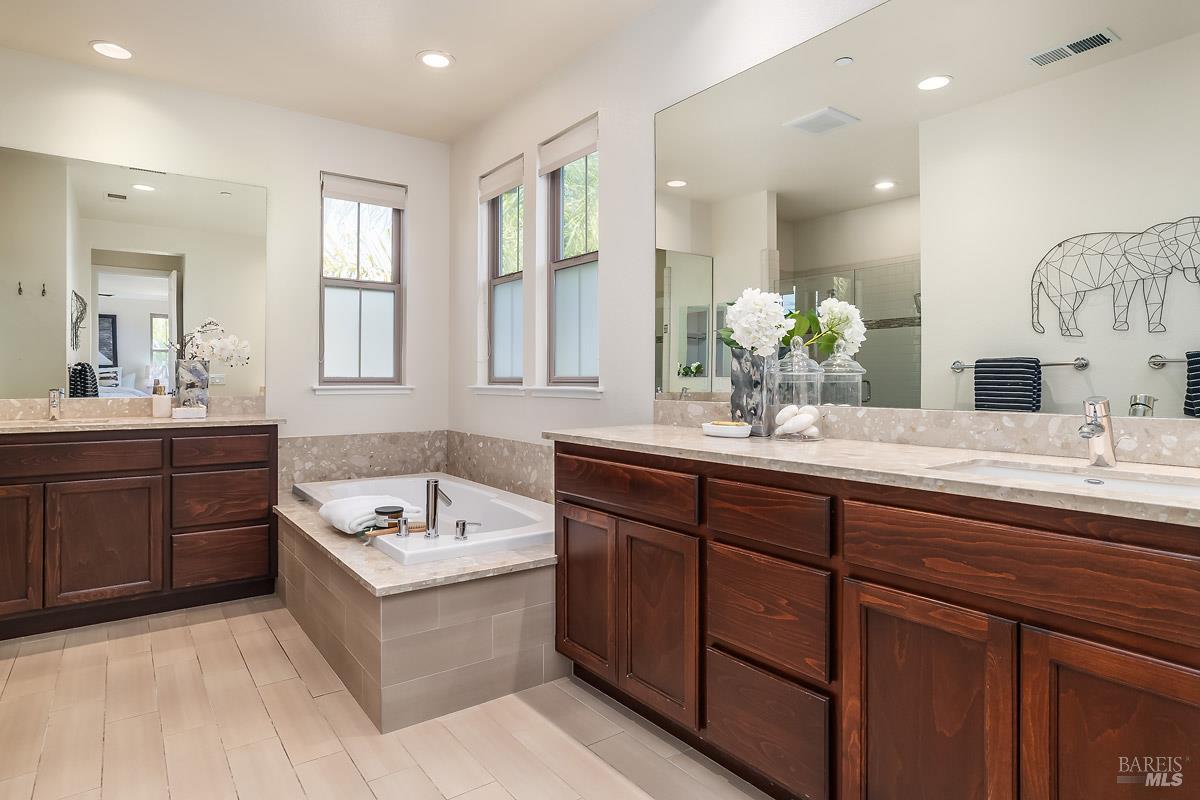 MLS #326047016 image #16