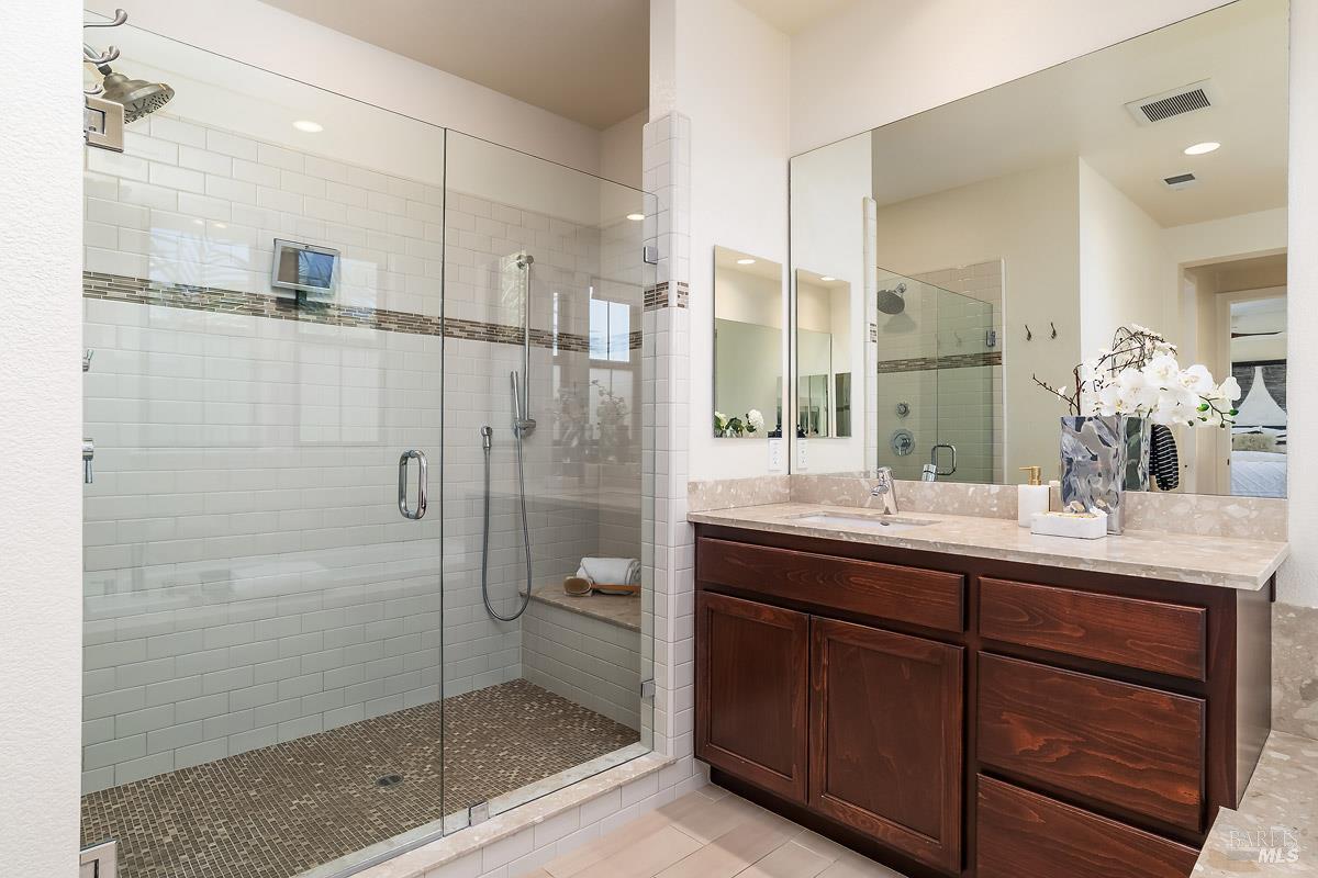 MLS #326047016 image #17