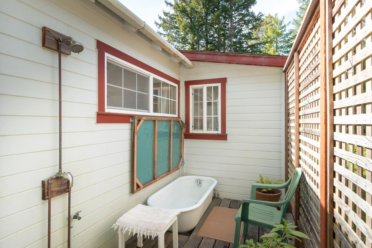 MLS #326047523 image #9