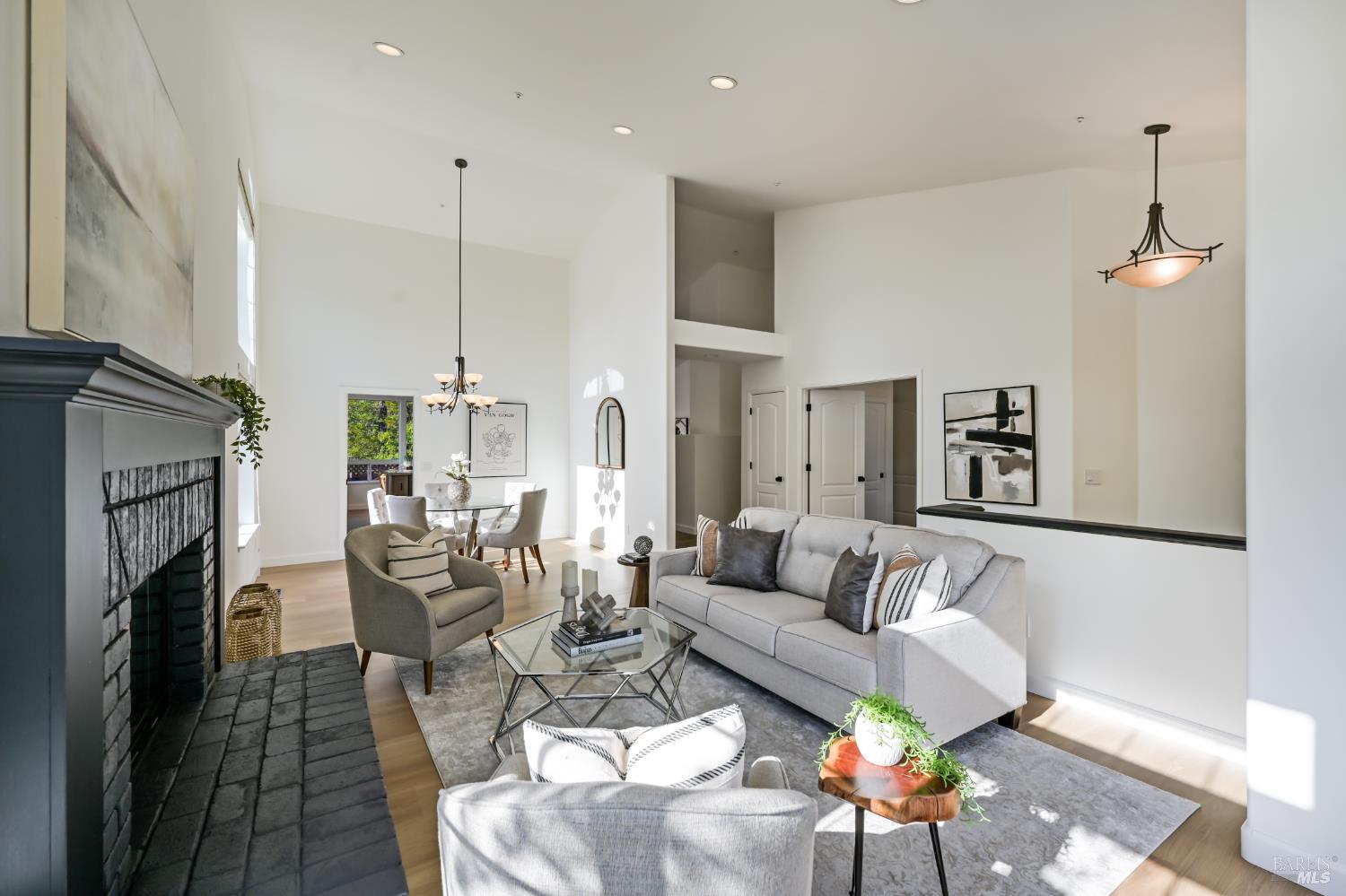MLS #326048155 image #6