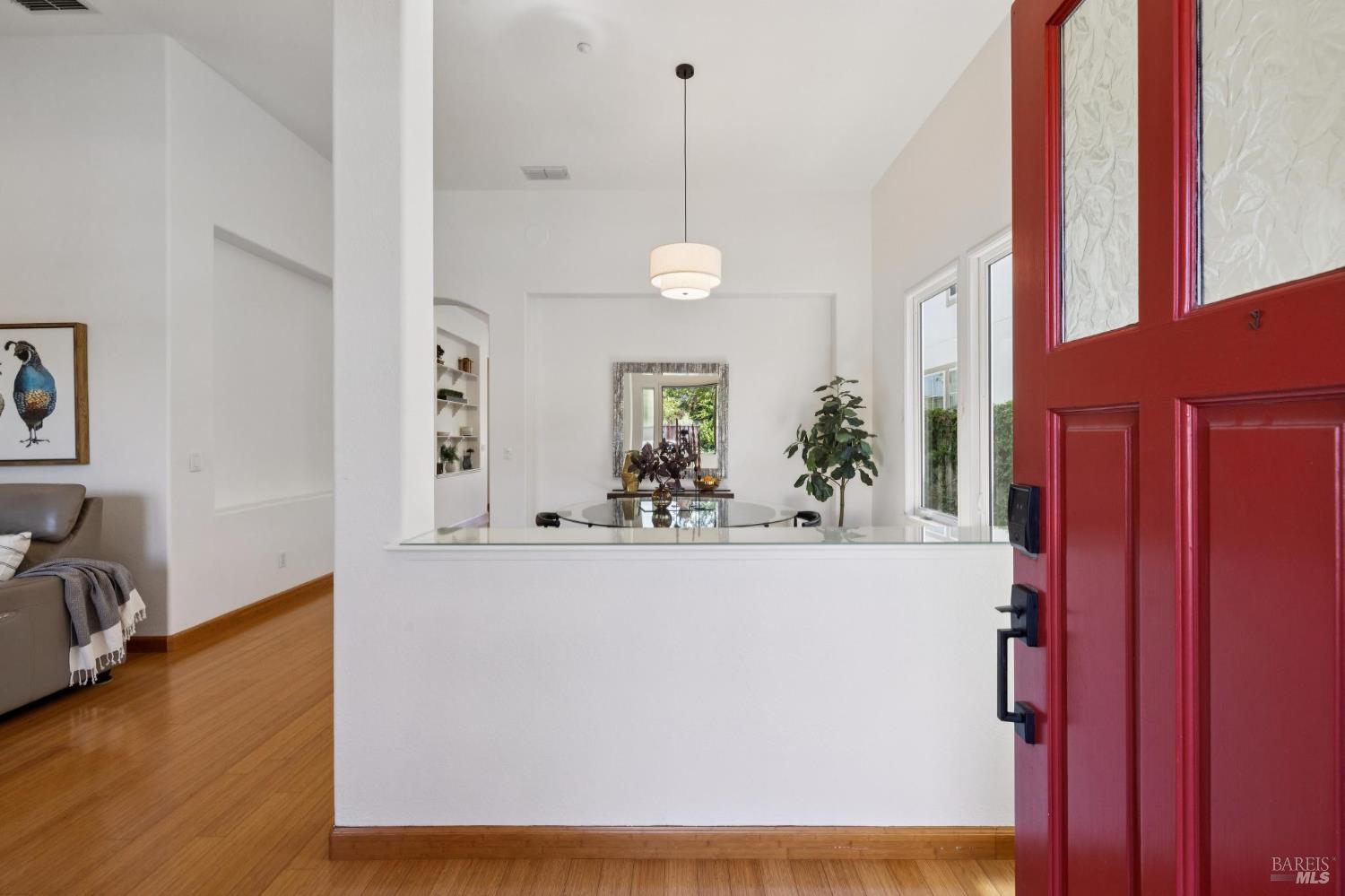 MLS #326048214 image #2