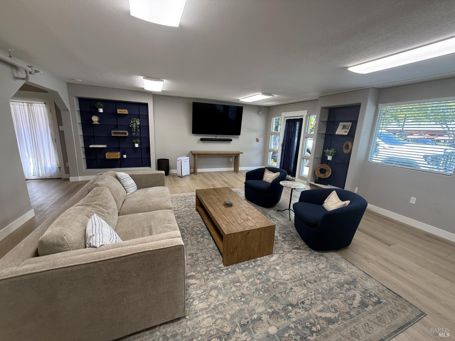 MLS #326047595 image #5